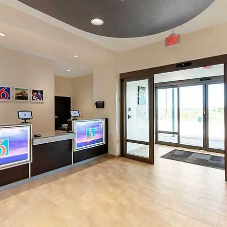 Studio 6 Austin Airport Exterior photo